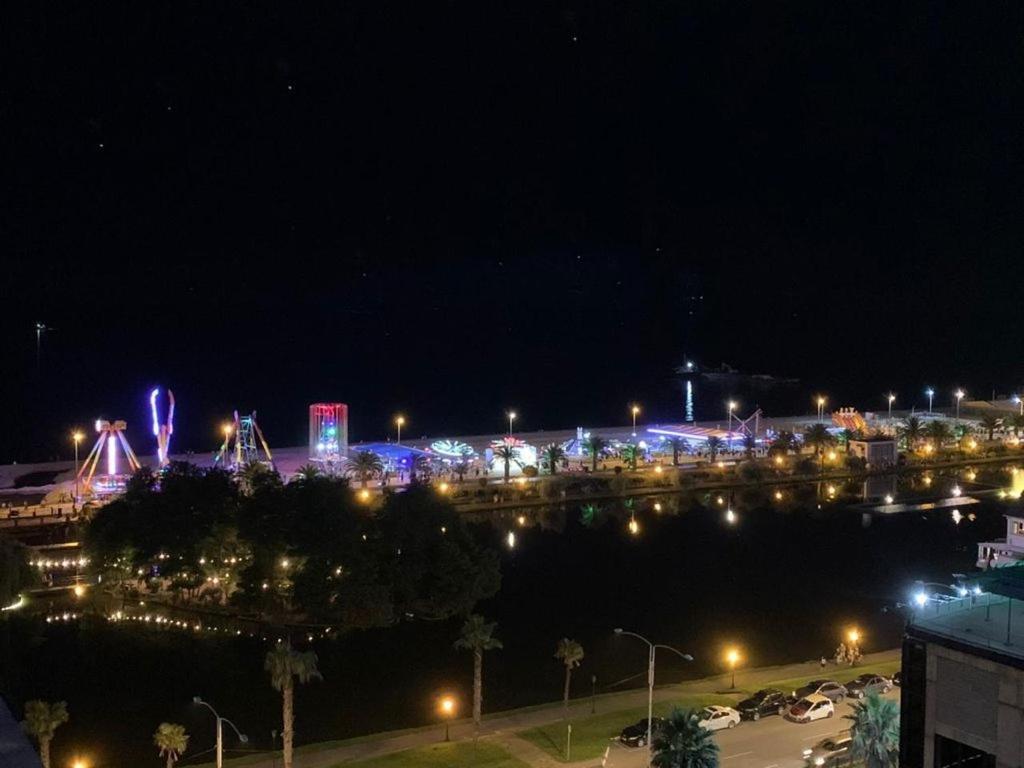 Orbi City Luxury Suit Batum Dış mekan fotoğraf
